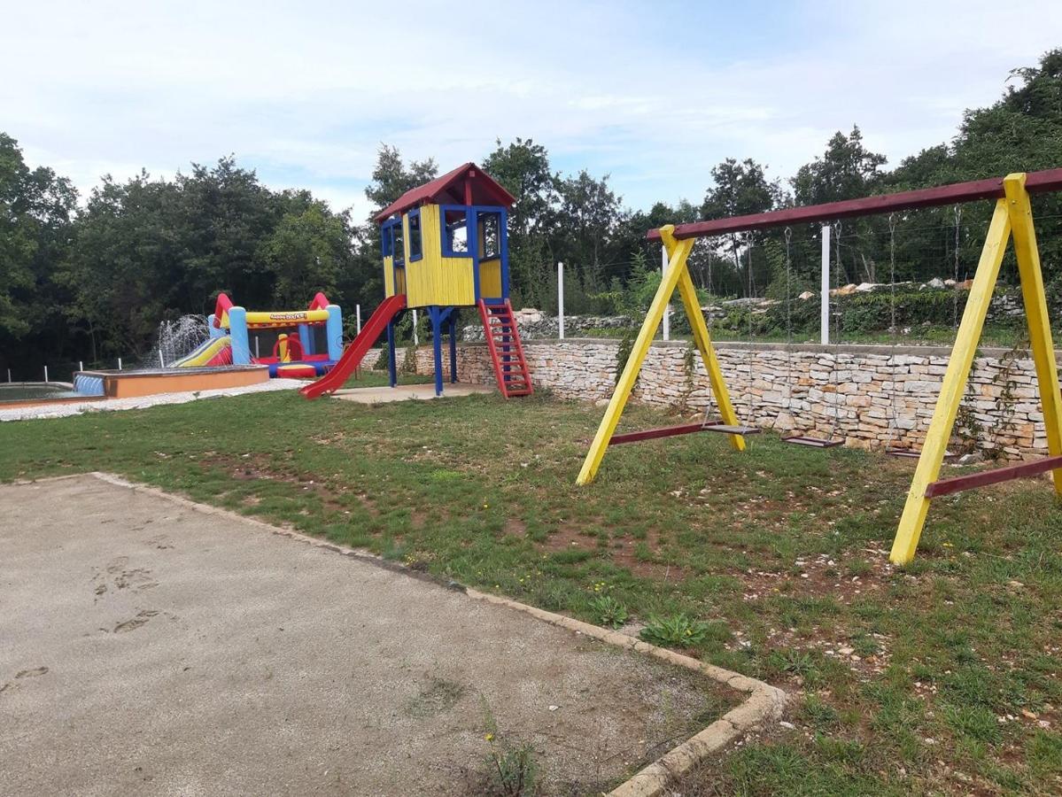 Holiday Park Village Jelovci Kringa Szoba fotó