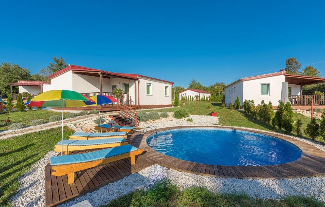 Holiday Park Village Jelovci Kringa Kültér fotó