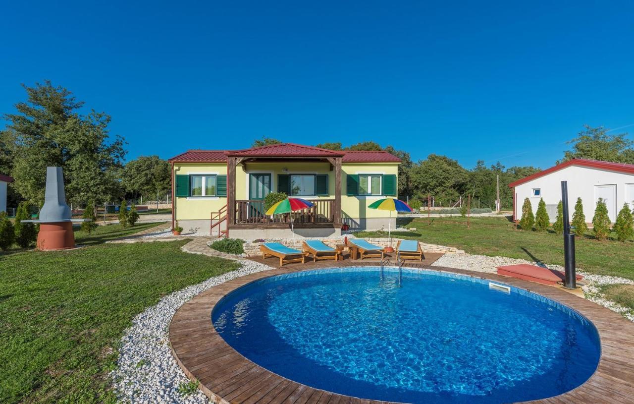 Holiday Park Village Jelovci Kringa Kültér fotó