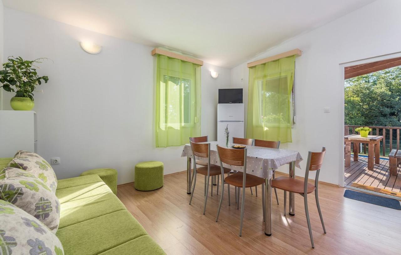 Holiday Park Village Jelovci Kringa Kültér fotó