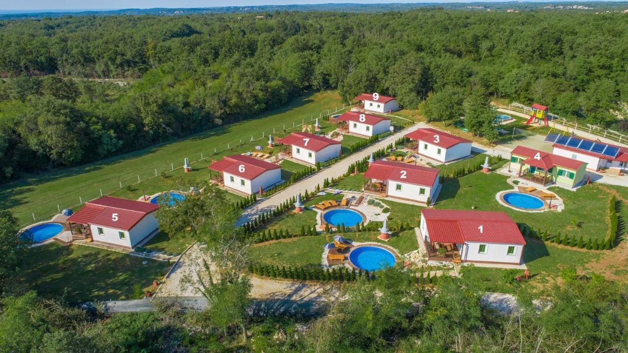 Holiday Park Village Jelovci Kringa Kültér fotó