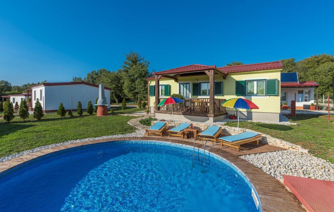 Holiday Park Village Jelovci Kringa Kültér fotó