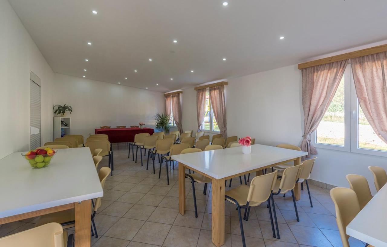 Holiday Park Village Jelovci Kringa Kültér fotó