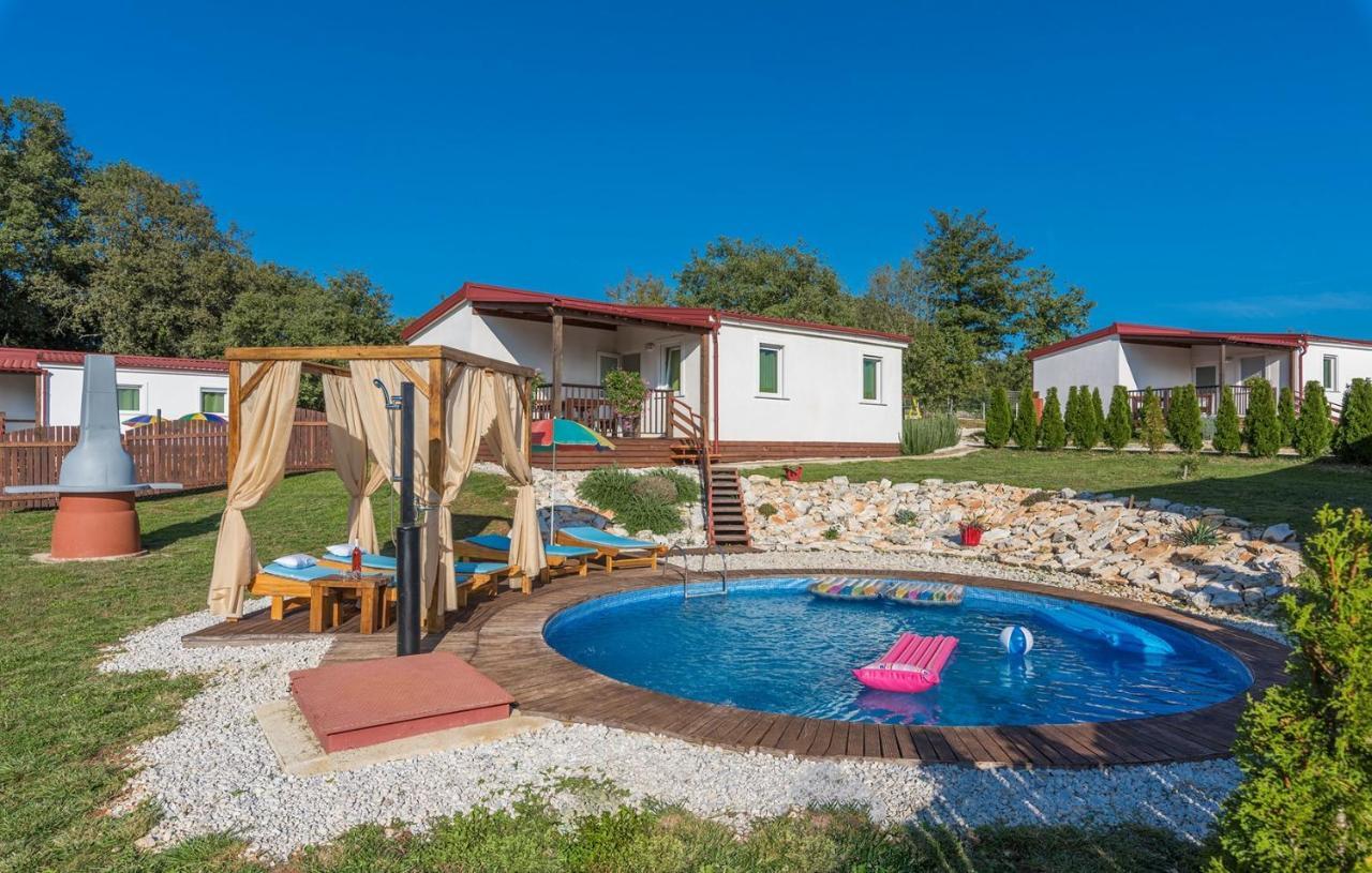 Holiday Park Village Jelovci Kringa Kültér fotó
